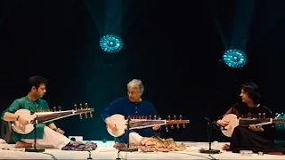 Amjad Ali Khan - Ayaan Ali Bangash - Amaan Ali Bangash Live in Paris