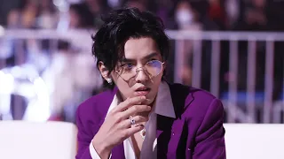 191228 腾讯星光大赏 吴亦凡红毯、台下、领奖 Kris Wu Red Carpet, Offstage, Receive Awards