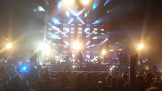 Simple Minds..Intro + Waterfront..London 02 Arena..26.11.2015
