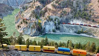 2 Big Container Trains Meet On Opposite Sides Of The Thompson River, Canada’s Canyon!