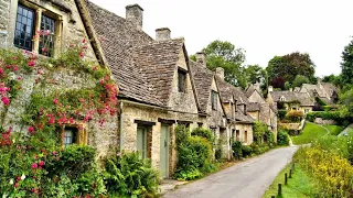 Bibury - One of the most beautiful villages in England, located in Cotswold