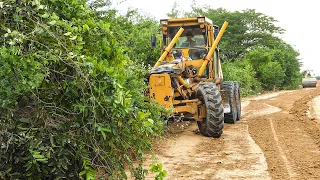 Amazing Sub Grade Road Construction Techniques Using a KOMATSU Grader and Road Roller for Compaction