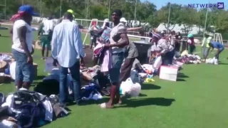 Imizamo Yethu-inwoners doen 'inkopies' op Houtbaai-sportgronde