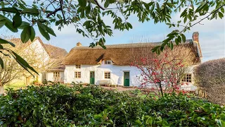 17th-Century Thatched Cottage For Sale