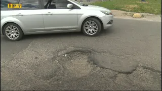 Полтавські водії нарікають на стан дороги по вулиці Героїв АТО