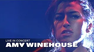 Amy Winehouse - 'Stronger Than Me' [HD] | Live in Dutch TV show  - 2004