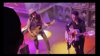 Extreme (Live) - Interesting Moments