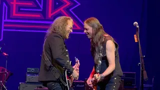 Winger Live 2023! Live / Loud Tour - 3 Songs from their Set + Audience  Sings Happy Birthday to Kip!