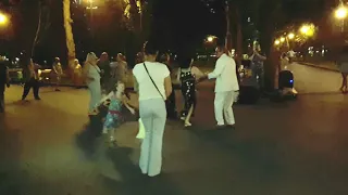 Народные танцы,сад Шевченко,Харьков!!!