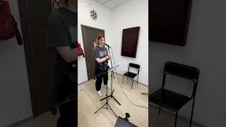 Екатерина Калинина - уроки вокала (преподаватель Олег Шерин) Hi, music! - школа для взрослых и детей