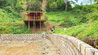 Completing the construction of the embankment for the fish pond / Building New Life - Episode 26