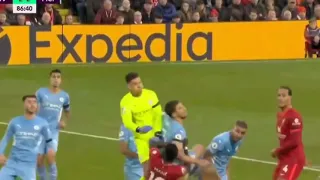 Rodri stops fabinho from scoring 🤯 | Liverpool vs Mancity