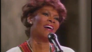 Dionne Warwick - As Time Goes By (Live on Christmas Time in Vienna 1993)