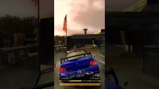 Забавный Баг на Автовокзале в NFS Most Wanted 2005 / уходим от погони сквозь текстуры :D