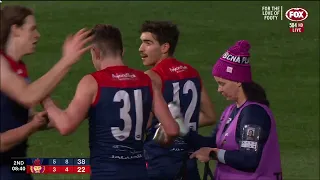 Toby Bedford Banana GOAL from the Boundary Line!