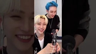 Stray Kids Felix TikTok Live 29 March 2022 (ASMR Mukbang)