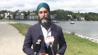 Jagmeet Singh campaigns with N.S. NDP leader