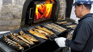 Selling Out 700 Fish Daily!! Best Korean Grilled Fish Master - Korean food