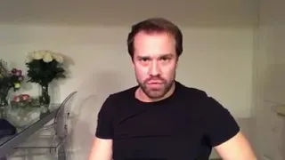 Алексей Морозов записал видео для школьника