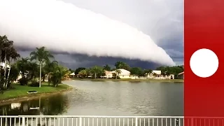 Stunning time lapse shows rare roll cloud sweeping across Florida sky