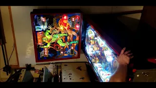 Pinball Sterrn Trident - Walkaround and gameplay