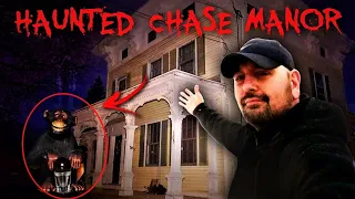 Haunted Chase Manor (Face Appears In Mirror🪞)... OMG!!!