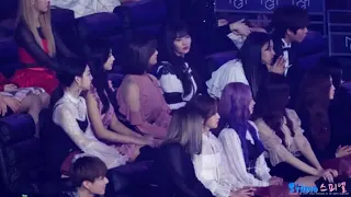 MGA 2018 Idol reaction to BTS(wanna one.twicect