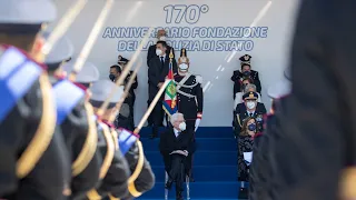 Mattarella partecipa alla cerimonia celebrativa del 170° anniversario della Polizia di Stato