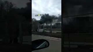 Пожар сегодня в киевском районе после обстрела. Харьков.