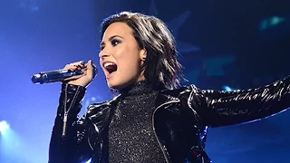 Demi Lovato SEXY Wild 94.9 Jingle Ball Performance