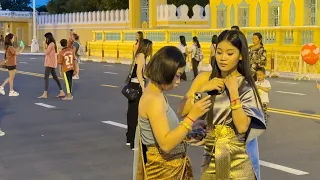 Beautiful Cambodia 4K - Phnom Penh Virtual Walking Tour | The Walk Street