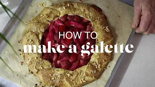 Discover how to make our Rhubarb and Strawberry Galette 🍓