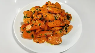 Carrots with garlic butter in a pan!!!😋 A very tasty and easy side dish...