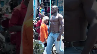 African bodybuilder walking shirtless in public 😱 no music copyright #africangiant #africa #alpha