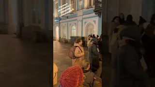 Уличные музыканты и городские сумашедшие. Санкт Петербург. #санктпетербург #питер #music