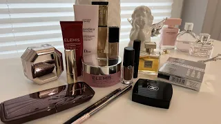 Фаворити осені: Dior, Chanel, Clarins, Hourglass, Estée Lauder, Armani, Babor