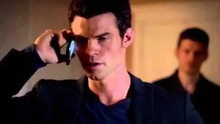 The Originals 1x06 Elijah calls Rebekah looking for Hayley