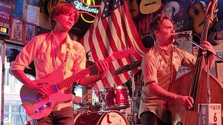 Kelley's Heroes, "The Race Is On" live at Robert's Western World, Nashville, TN. 07-28-2022