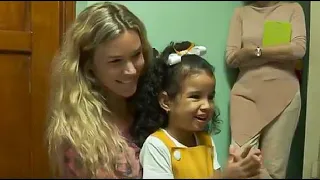 #HearPanama: Joss Stone supports the Hear the World Foundation