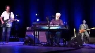 Michael McDonald & Toto Live On Tour 2014