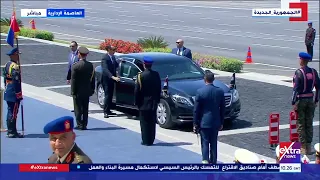 الرئيس السيسي يعطي الإشارة برفع علم مصر فوق أطول وأعلى ساري علم في العالم بالعاصمة الإدارية