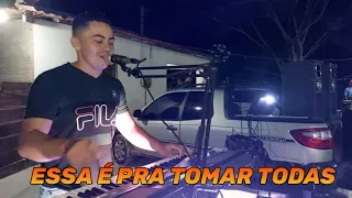 GILDENES ARAÚJO E SEUS TECLADOS AO VIVO NO BAR DA IRACIR EM BARRINHA DE CIMA-FAZ AMOR COMIGO