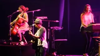 93 Million Miles - Jason Mraz ( Jason Mraz & Raining Jane : Live in Manila 2014 )