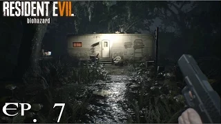 Resident Evil 7: Biohazard - Ep. 7 - We're Outside! To The Old House!