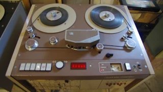 МЭЗ-109 стерео (MEZ-109 reel-to-reel tape recorder. Made in USSR)