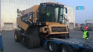 Завантаження комбайна Lexion 595R на трал #shorts