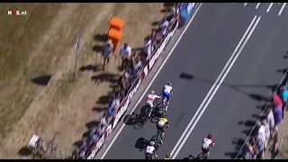 Mathieu Van Der Poel pushes cyclist mid sprint(last km dutch road championship 2018)