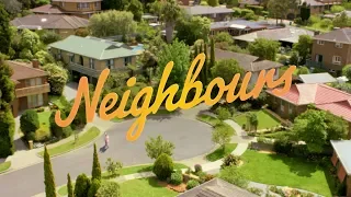 Neighbours Tour - Ramsey Street, Lassiters Complex & Lake (2015)