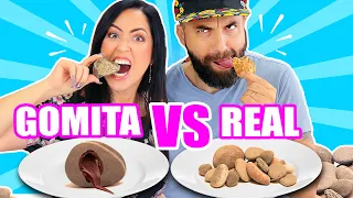 Comida de GOMA vs REAL con El Pipi! Piedras, Ranas 😱 Food Challenge - SandraCiresArt
