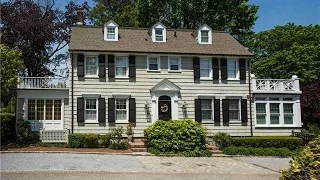 Tour The Real Amityville Horror House At 108-112 Ocean Ave